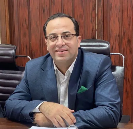 وزارة الأوقاف ووزارة الشباب: اشتباك واسع مع المجتمع وتأثير محدود… لماذا؟