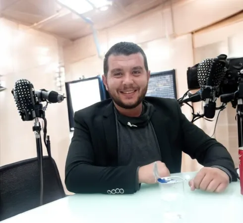 الملكاوي يكتب :عندما يكتب السوق القانون… والحكومة تلتزم الصمت!