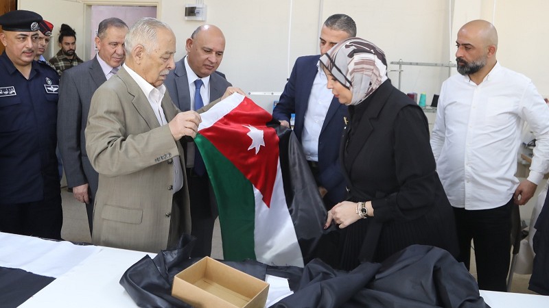 رئيس الديوان الملكي يتفقد مشاريع مبادرات ملكية في جرش 