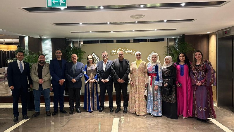 البدري  يقيم إفطاراً رمضانياً لأساتذة كلية الإعلام في جامعة  الشرق الأوسط
