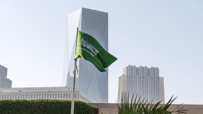 الحرس الثوري الإيراني يعلن استهداف قوات أميركية في قاعدة بالسعودية