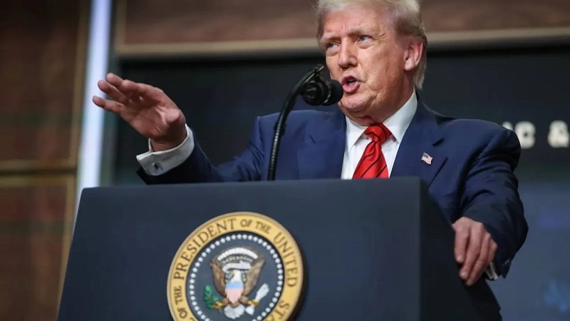 ترمب: دمّرنا قدرات إيران الصاروخية و24 سفينة خلال 3 أيام