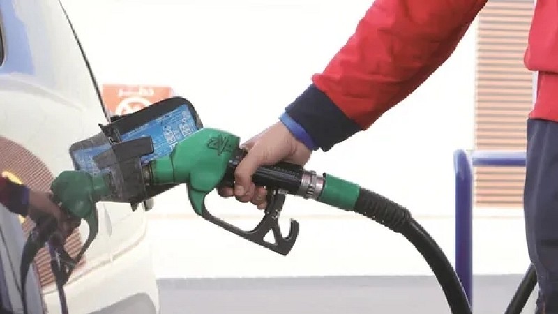الحكومة تخفض البنزين بنوعيه قرشين والكاز 4 قروش وتثبت سعر الديزل