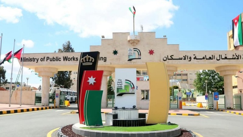 الأشغال توضح واقع طريق ملكا – إسعرة وتكشف خطط إعادة تأهيله