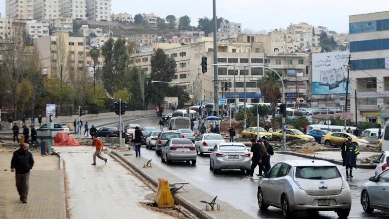 أزمة خانقة في صويلح والواحة إثر تعطل مركبات