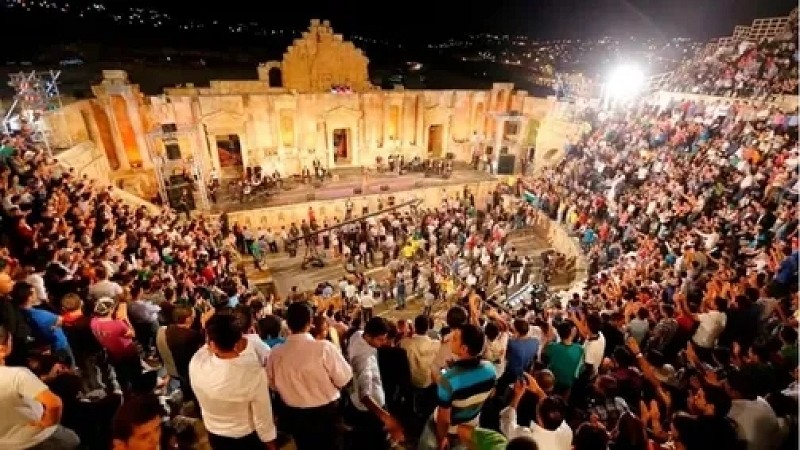 نصف مليون زائر لمهرجان جرش في دورته الـ39