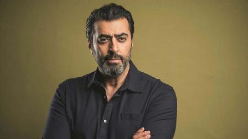 باسم ياخور: تغيير الرأي ليس تكويعاً .. وأعتذر من كل سوري جرحته