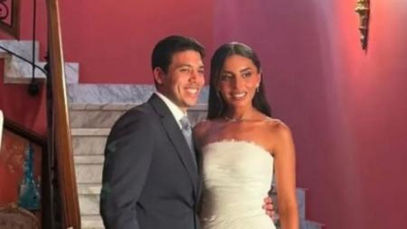 عادل إمام يغيب عن حفل زفاف حفيده .. ومشاهير مصر يحضرون