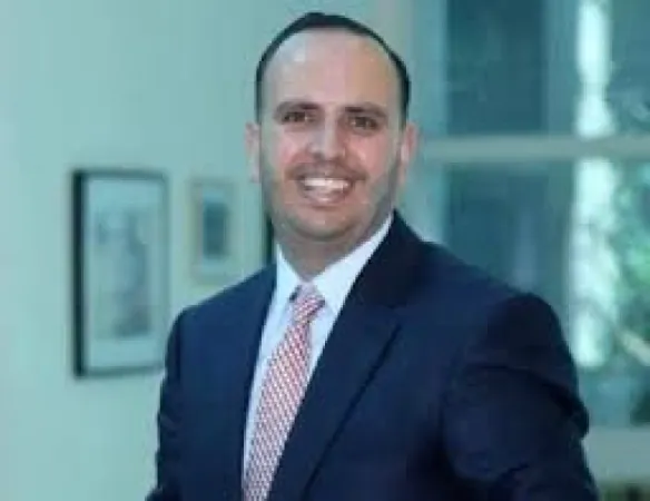 امن واصلاح وحوار تحت مظلة الدستور